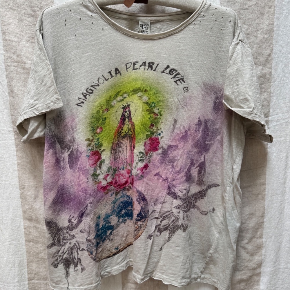 Magnolia Pearl Aura + The Moon 🌖 T-shirt Distressed Tee Mother Mary OS NEW